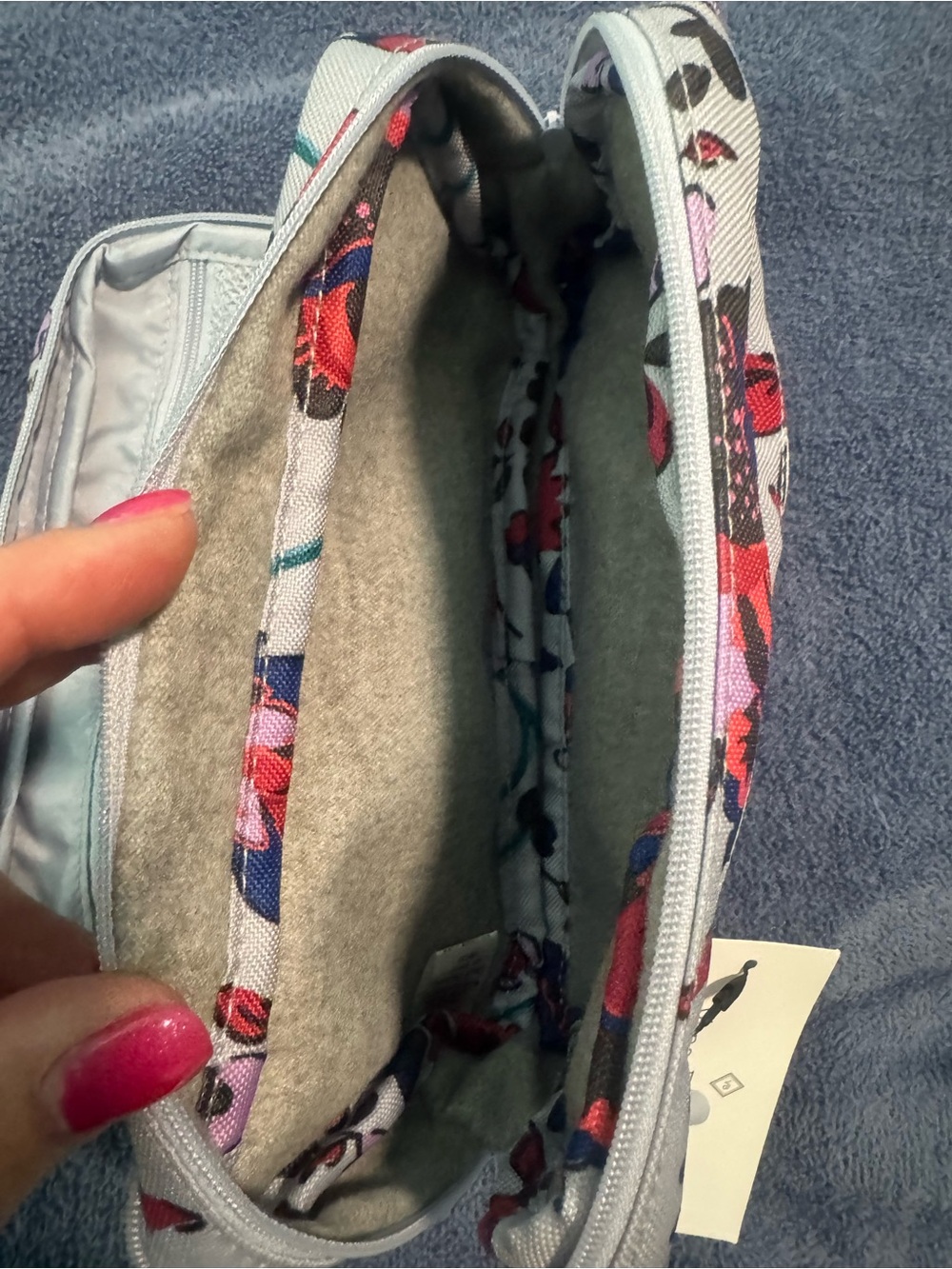 Vera Bradley Lighten up deluxe organizer - Picture 4 of 6